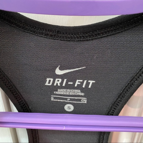Nike Dry Fit Tank with Built In Bra - Picture 3 of 4
